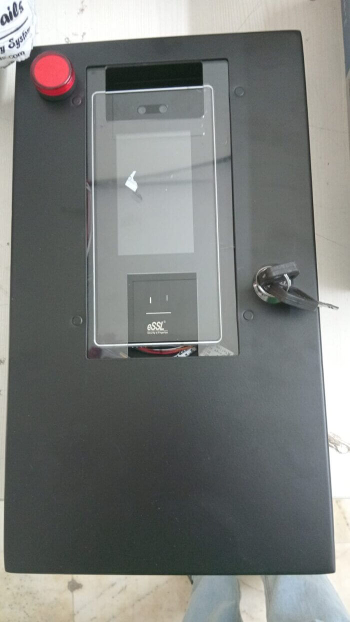 Rugged Metal Enclosure for eSSL AIface Eris – Secure, Durable, and Professional - Image 4